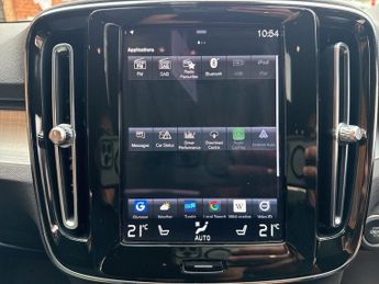 VOLVO XC40 1.5h T4 Recharge 10.7kWh Plus SUV 5dr Petrol Plug-in Hybrid Auto