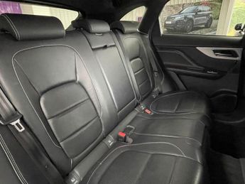JAGUAR F-PACE 2.0 D165 R-Sport SUV 5dr Diesel Manual Euro 6 (s/s) (163 ps)