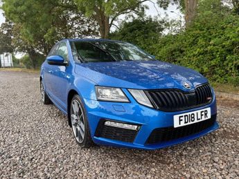 SKODA OCTAVIA 2.0 TDI vRS Hatchback 5dr Diesel DSG Euro 6 (s/s) (184 ps)
