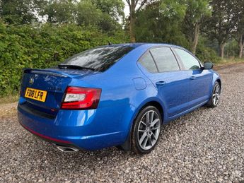 SKODA OCTAVIA 2.0 TDI vRS Hatchback 5dr Diesel DSG Euro 6 (s/s) (184 ps)