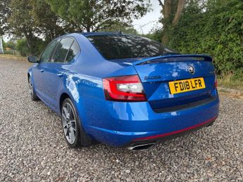 SKODA OCTAVIA 2.0 TDI vRS Hatchback 5dr Diesel DSG Euro 6 (s/s) (184 ps)