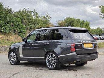 LAND ROVER RANGE ROVER 4.4 SD V8 Autobiography SUV 5dr Diesel Auto 4WD Euro 6 (s/s) (33