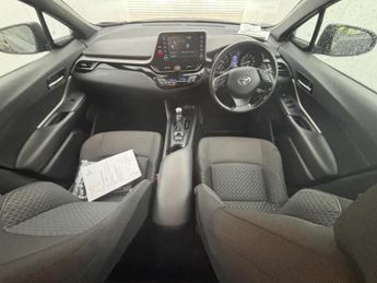 TOYOTA C-HR 1.8 VVT-h GPF Icon SUV 5dr Petrol Hybrid CVT Euro 6 (s/s) (122 p