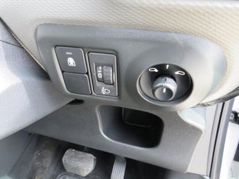 CITROEN C4 CACTUS 1.2 PureTech Flair Hatchback 5dr Petrol ETG5 Euro 6 (s/s) (82 ps