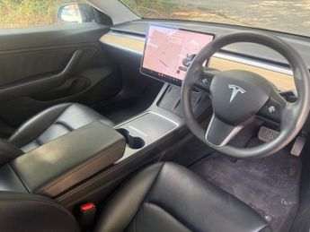 TESLA Model 3 (Dual Motor) Long Range Saloon 4dr Electric Auto 4WDE (346 ps)