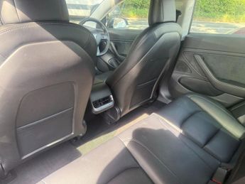 TESLA Model 3 (Dual Motor) Long Range Saloon 4dr Electric Auto 4WDE (346 ps)