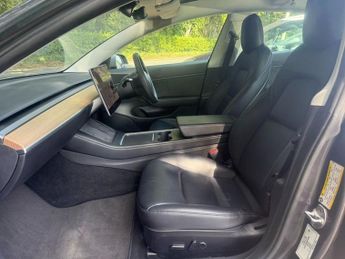 TESLA Model 3 (Dual Motor) Long Range Saloon 4dr Electric Auto 4WDE (346 ps)