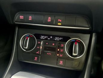 AUDI Q3 1.4 TFSI CoD S line Edition SUV 5dr Petrol S Tronic Euro 6 (s/s)