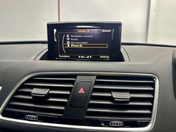 AUDI Q3 1.4 TFSI CoD S line Edition SUV 5dr Petrol S Tronic Euro 6 (s/s)