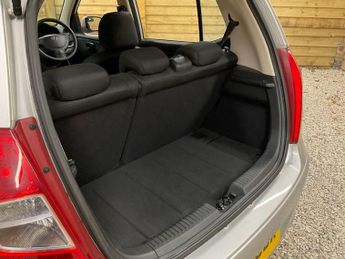 HYUNDAI I10 1.2 Active Hatchback 5dr Petrol Auto Euro 5 (85 bhp)