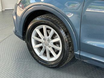 AUDI Q3 2.0 TDI SE SUV 5dr Diesel S Tronic quattro Euro 6 (s/s) (150 ps)