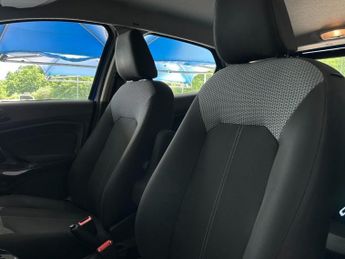 FORD ECOSPORT 1.5 Zetec SUV 5dr Petrol Powershift 2WD Euro 5 (112 ps)