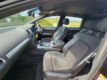 AUDI Q7 3.0 TDI V6 S line SUV 5dr Diesel Tiptronic quattro Euro 5 (s/s) 