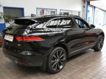 JAGUAR F-PACE 2 2.0 P300 300 Sport SUV 5dr Petrol Auto AWD Euro 6 (s/s) (300 p