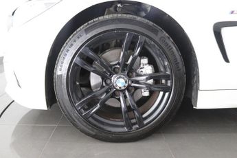 BMW 4 SERIES 2.0 420d M Sport Coupe 2dr Diesel Auto xDrive Euro 6 (s/s) (184 