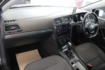 VOLKSWAGEN GOLF 1.5 TSI EVO Match Edition Estate 5dr Petrol DSG Euro 6 (s/s) (15