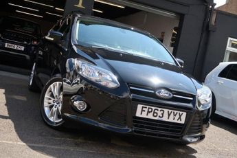 Ford Focus 1.6 Titanium Navigator Hatchback 5dr Petrol Powershift Euro 5 (1