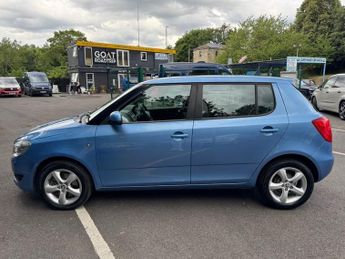 SKODA FABIA 1.2 TSI SE Hatchback 5dr Petrol DSG Euro 5 (105 ps)
