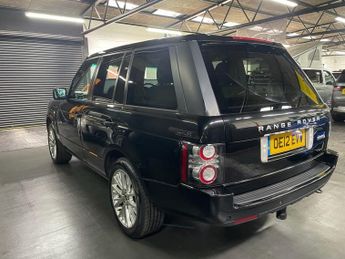 LAND ROVER RANGE ROVER 4.4 TD V8 Westminster SUV 5dr Diesel Auto 4WD Euro 5 (313 bhp)