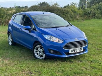 FORD FIESTA 1.6 Zetec Hatchback 5dr Petrol Powershift Euro 5 (105 ps)