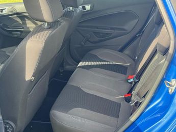 FORD FIESTA 1.6 Zetec Hatchback 5dr Petrol Powershift Euro 5 (105 ps)
