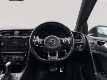 VOLKSWAGEN GOLF 2.0 TDI R-Line Hatchback 5dr Diesel DSG Euro 6 (s/s) (150 ps)