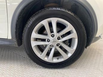 NISSAN JUKE 1.2 DIG-T Acenta Premium SUV 5dr Petrol Manual 6Spd Euro 5 (s/s)