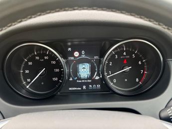 LAND ROVER DISCOVERY SPORT 2.0 Si4 HSE Dynamic Lux SUV 5dr Petrol Auto 4WD Euro 6 (s/s) (29