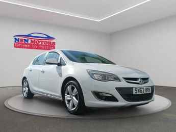 Vauxhall Astra 1.6 16v SRi Hatchback 5dr Petrol Auto Euro 5 (115 ps)
