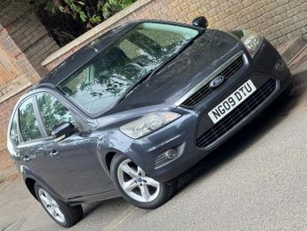 FORD FOCUS 1.6 Zetec Hatchback 5dr Petrol Manual (161 g/km, 99 bhp)