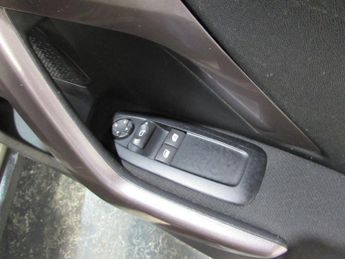 PEUGEOT 2008 1.6 e-HDi Active SUV 5dr Diesel EGC Euro 5 (s/s) (92 ps)