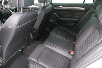 VOLKSWAGEN PASSAT 1.4 TSI 13kWh GTE Advance Estate 5dr Petrol Plug-in Hybrid DSG E