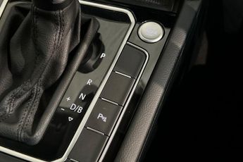 VOLKSWAGEN PASSAT 1.4 TSI 13kWh GTE Advance Estate 5dr Petrol Plug-in Hybrid DSG E