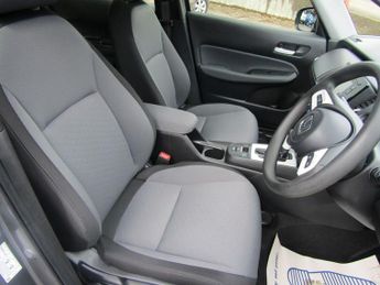 HONDA JAZZ 1.5 h i-MMD SE Hatchback 5dr Petrol Hybrid eCVT Automatic Euro 6