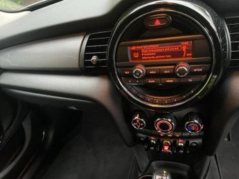 MINI HATCH COOPER 1.5 COOPER 5d 134 BHP