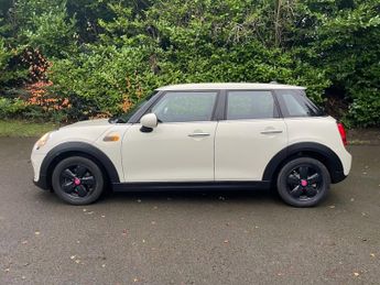 MINI HATCH COOPER 1.5 COOPER 5d 134 BHP