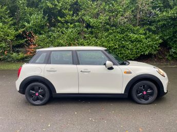 MINI HATCH COOPER 1.5 COOPER 5d 134 BHP