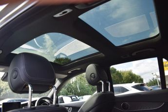 MERCEDES-BENZ GLC 2.1 GLC220d AMG Line (Premium) SUV 5dr Diesel G-Tronic+ 4MATIC E