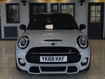 MINI HATCH 2.0 Cooper S Hatchback 3dr Petrol Steptronic Euro 6 (s/s) (192 p