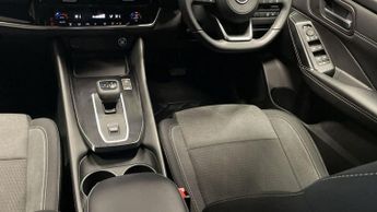NISSAN QASHQAI 1.3 DIG-T MHEV N-Connecta SUV 5dr Petrol Hybrid XTRON Euro 6 (s/