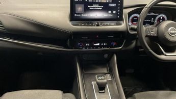 NISSAN QASHQAI 1.3 DIG-T MHEV N-Connecta SUV 5dr Petrol Hybrid XTRON Euro 6 (s/