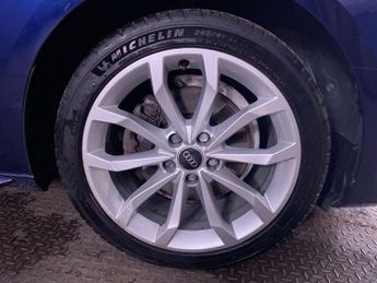 AUDI A4 AVANT 2.0 TDI 35 Sport Estate 5dr Diesel S Tronic Euro 6 (s/s) (163 ps