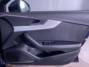 AUDI A4 AVANT 2.0 TDI 35 Sport Estate 5dr Diesel S Tronic Euro 6 (s/s) (163 ps