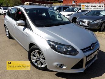 Ford Focus 1.6 TDCi Titanium Navigator Hatchback 5dr Diesel Manual Euro 5 (