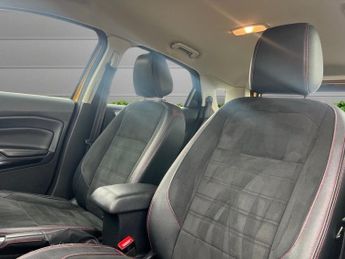 FORD ECOSPORT 1.0T EcoBoost GPF ST-Line SUV 5dr Petrol Auto Euro 6 (s/s) (125 