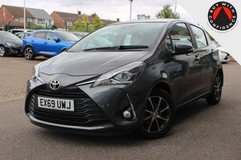 TOYOTA YARIS 1.5 VVT-i Icon Tech Hatchback 5dr Petrol Manual Euro 6 (111 ps)