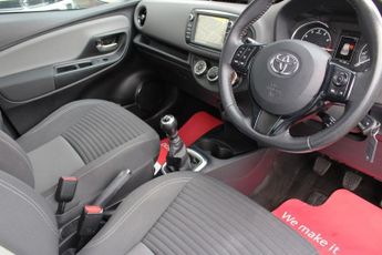 TOYOTA YARIS 1.5 VVT-i Icon Tech Hatchback 5dr Petrol Manual Euro 6 (111 ps)