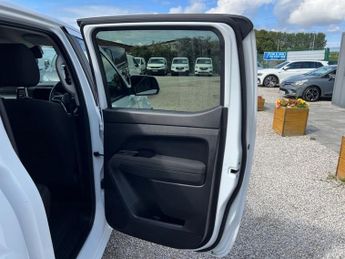VOLKSWAGEN AMAROK 2.0 TDI Life Pickup Double Cab 4dr Diesel Auto 4Motion Euro 6 (s