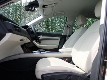 AUDI Q8 E-TRON 50 Sport SUV 5dr Electric Auto quattro 95kWh (11kW Charger) (340