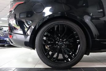 LAND ROVER RANGE ROVER SPORT 3.0 SD V6 HSE SUV 5dr Diesel Auto 4WD Euro 6 (s/s) (306 ps)